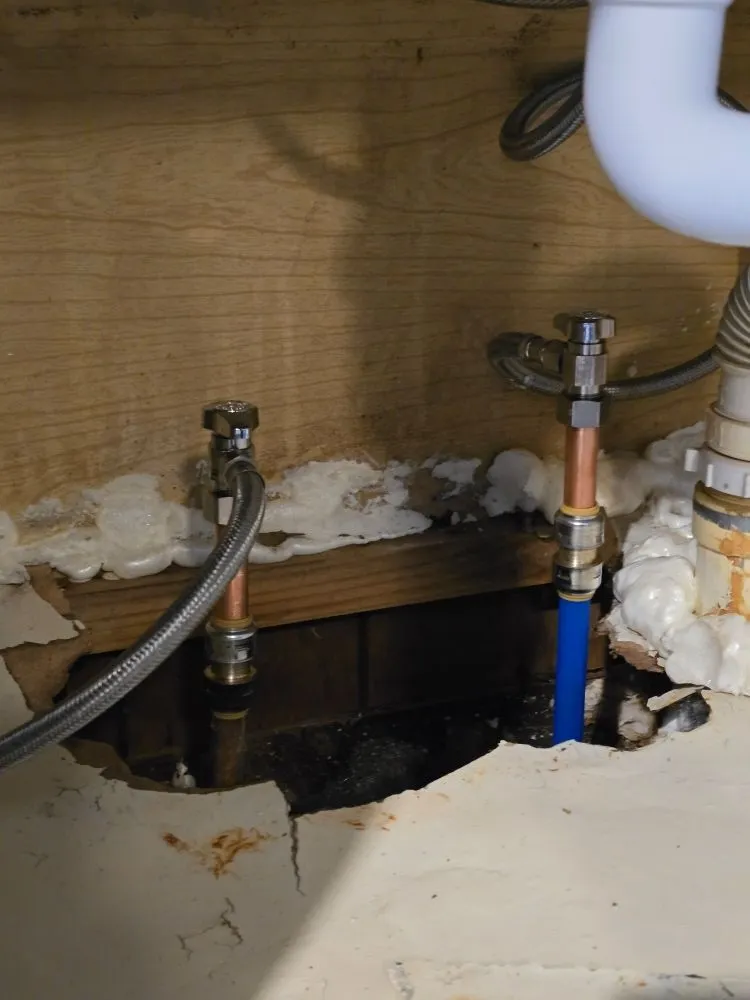 Slide of Genuin Brothers