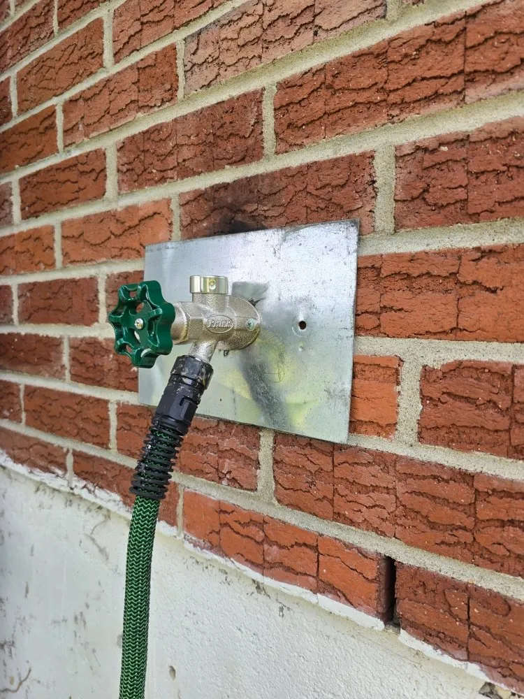 Slide of Genuin Brothers