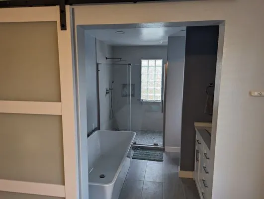 Genuine Home Solutions Logo