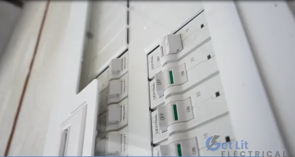 Get Lit Electrical and Plumbing Logo