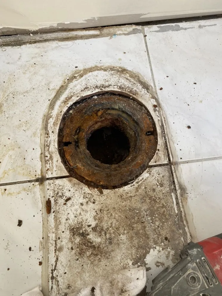 Slide of Geyser Plumbing