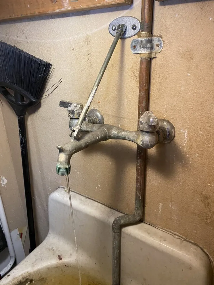 Slide of Geyser Plumbing