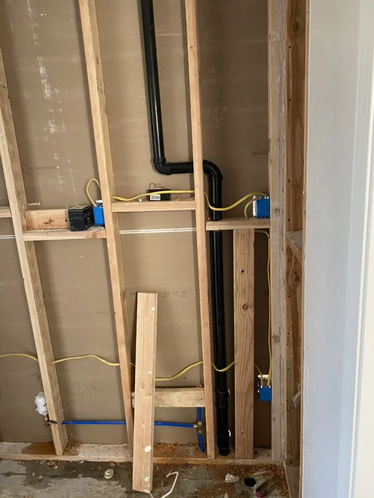 Expert water heater service experts serving Pittsburg, CA - G&F General Construction