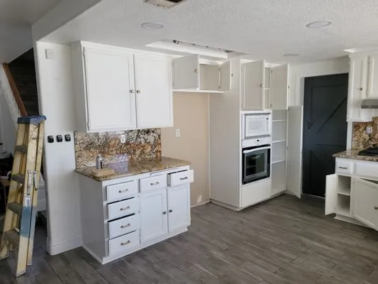 Gibbor Construction Logo