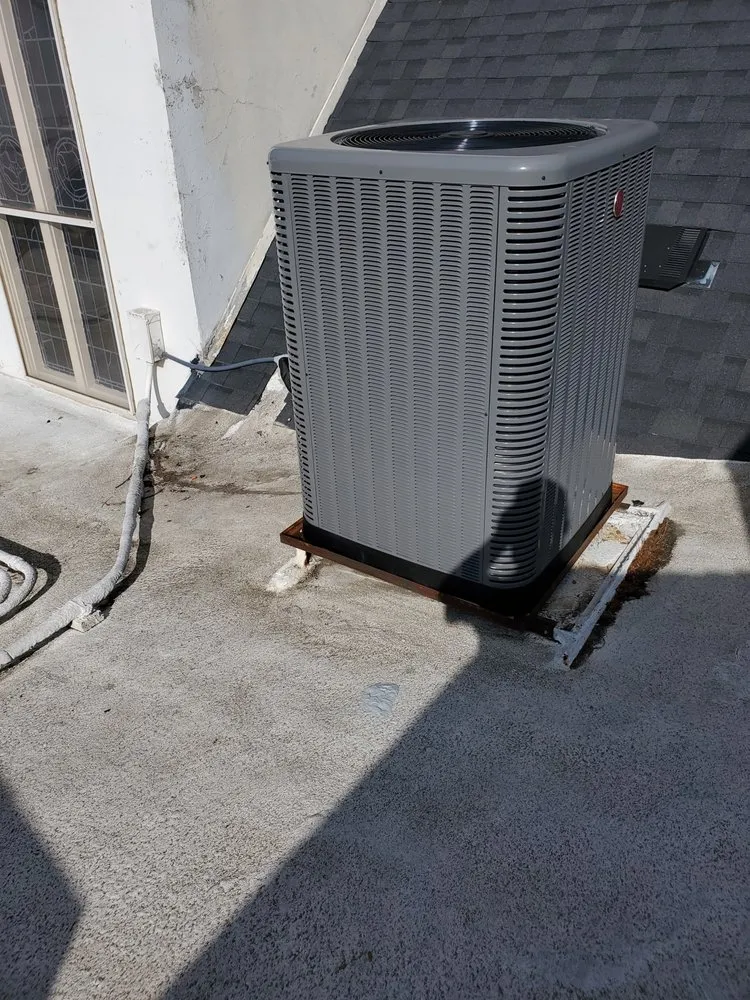 Slide of Giddens Brothers Plumbing Heating & Air