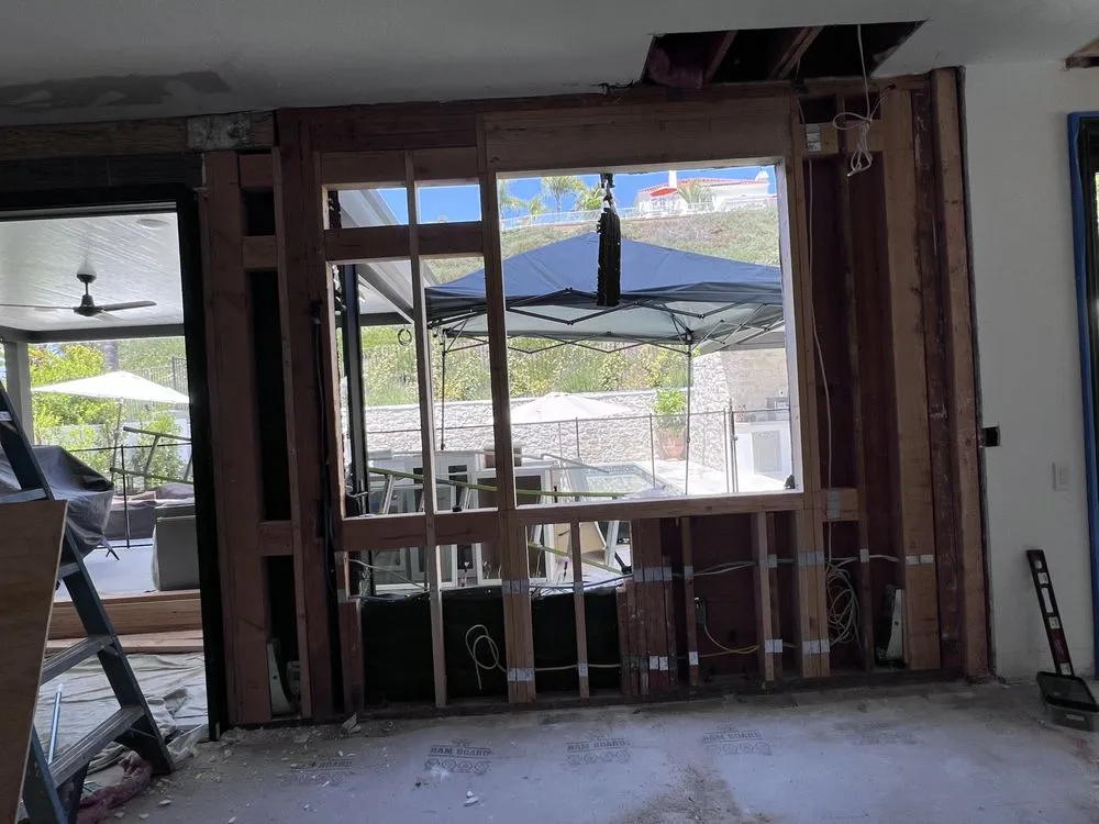 Slide of Gio construction