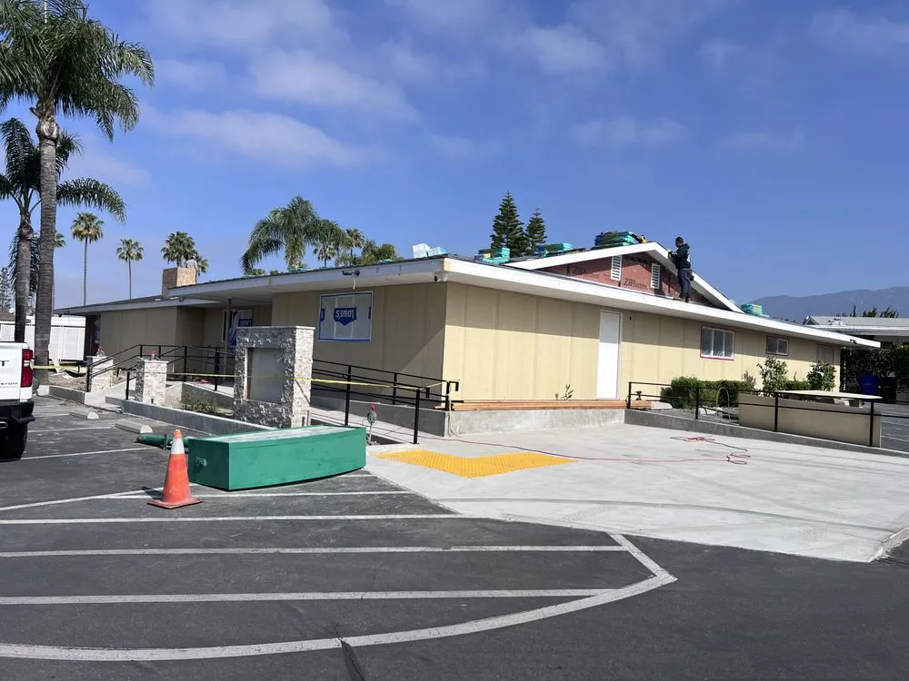 Slide of Gio construction