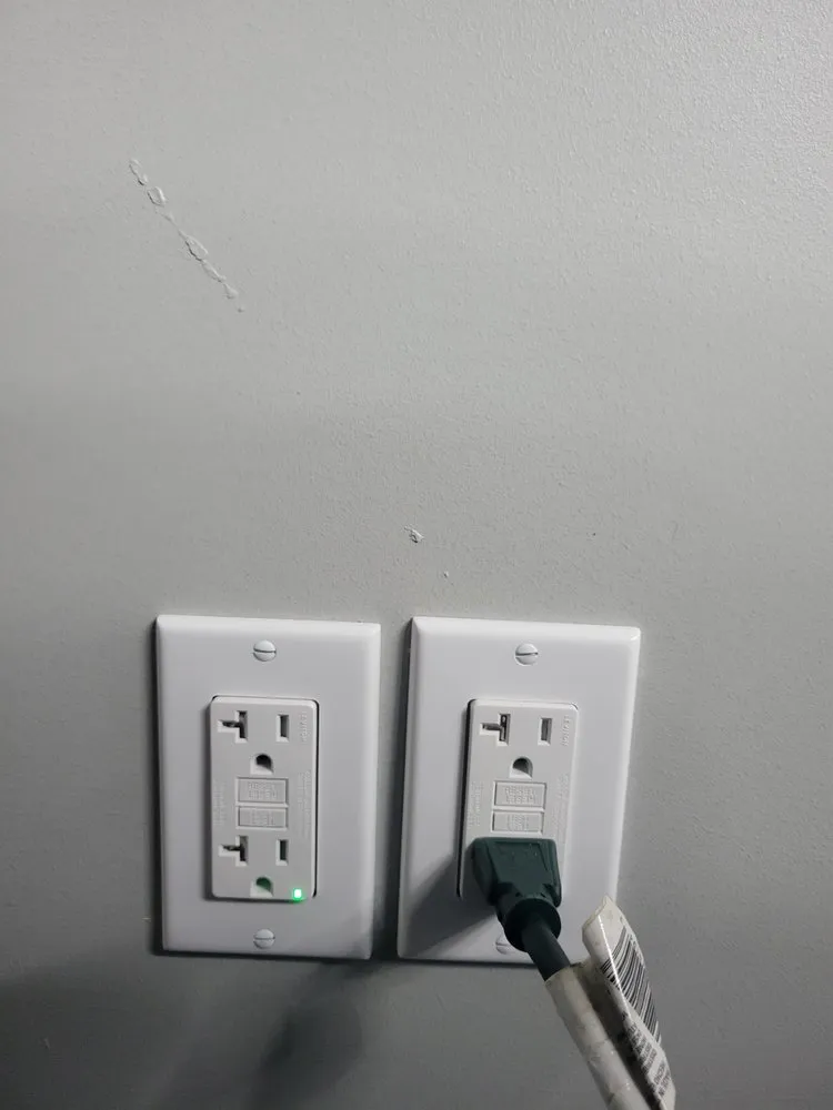 Slide of Gio's Handyman Services