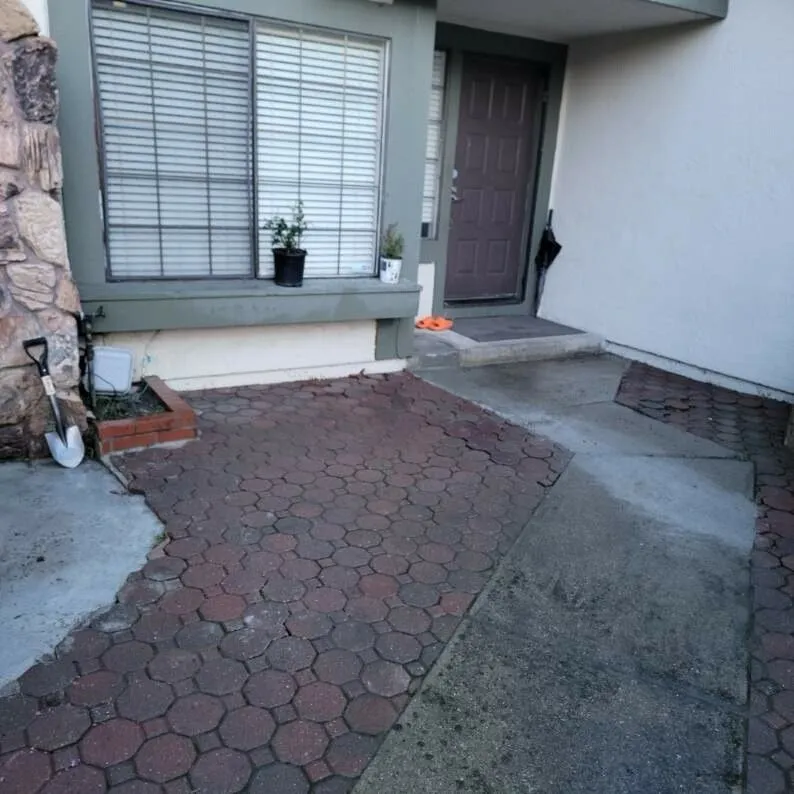 Slide of Gio's Handyman Solutions