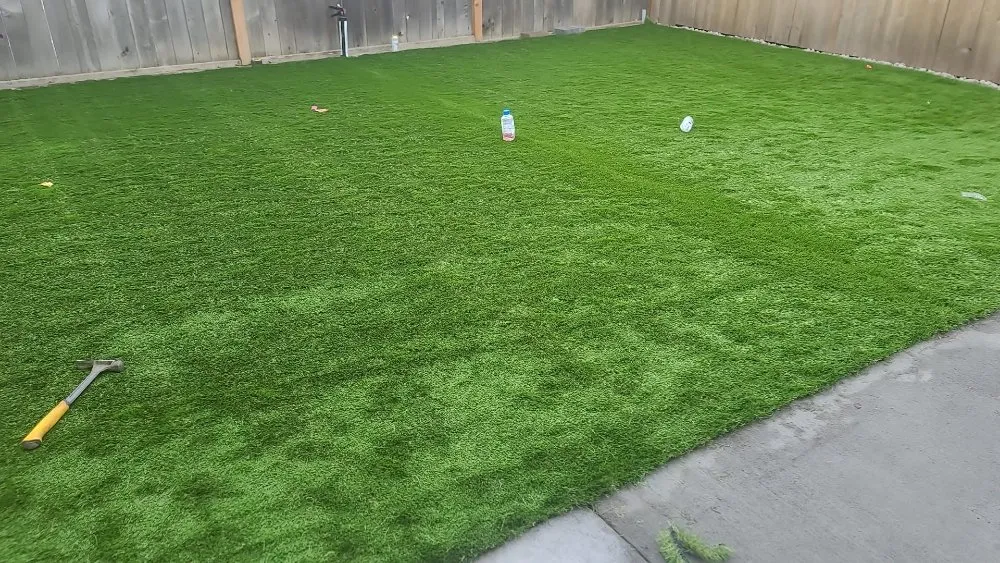 Slide of Gio's Handyman Solutions