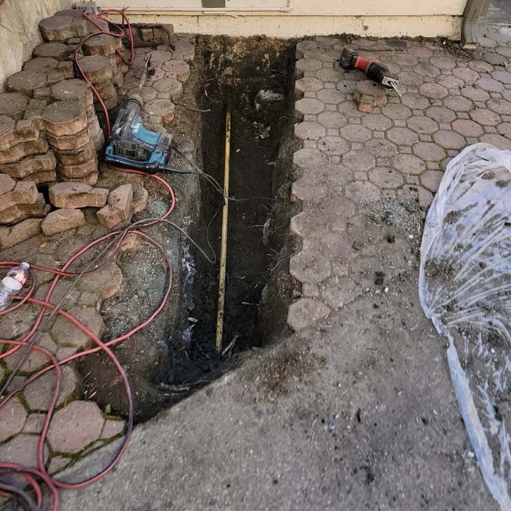 Slide of Gio's Handyman Solutions