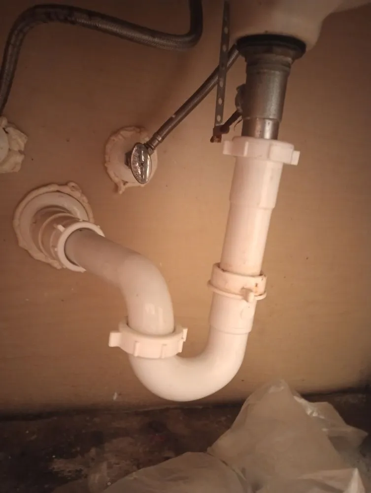 Slide of GJI Builders