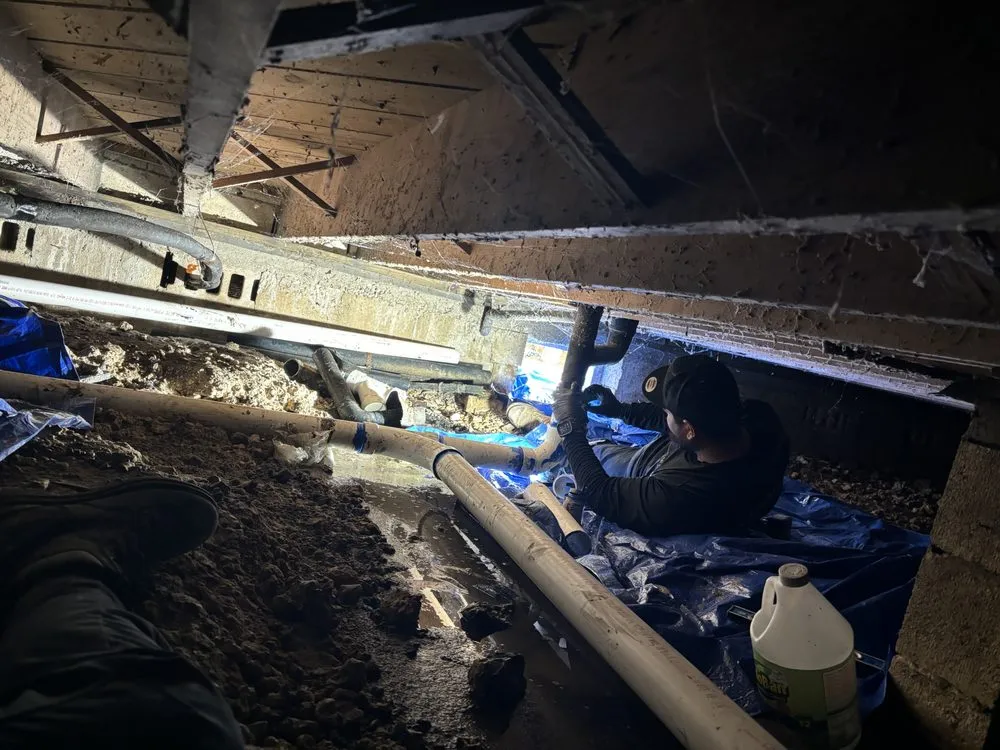 Slide of G&L Plumbing Service