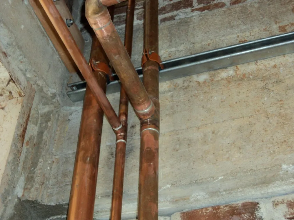 Slide of GL Plumbing Service