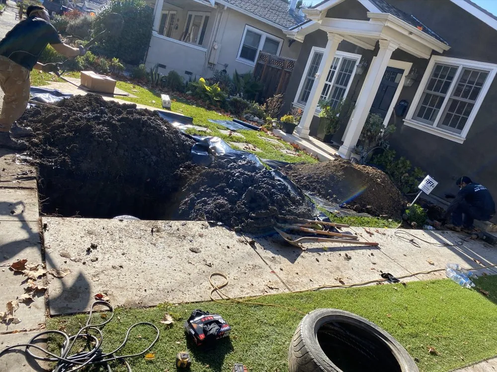 Slide of Gladiator Plumbing & Repipe