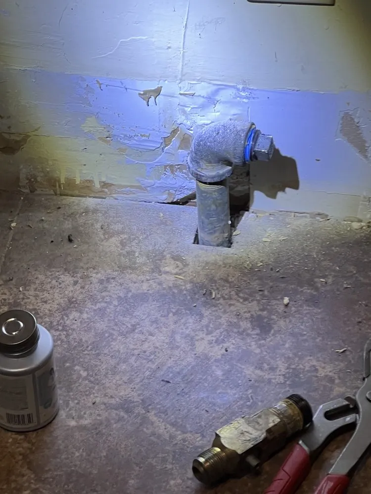 Slide of Gladiator Rooter & Plumbing