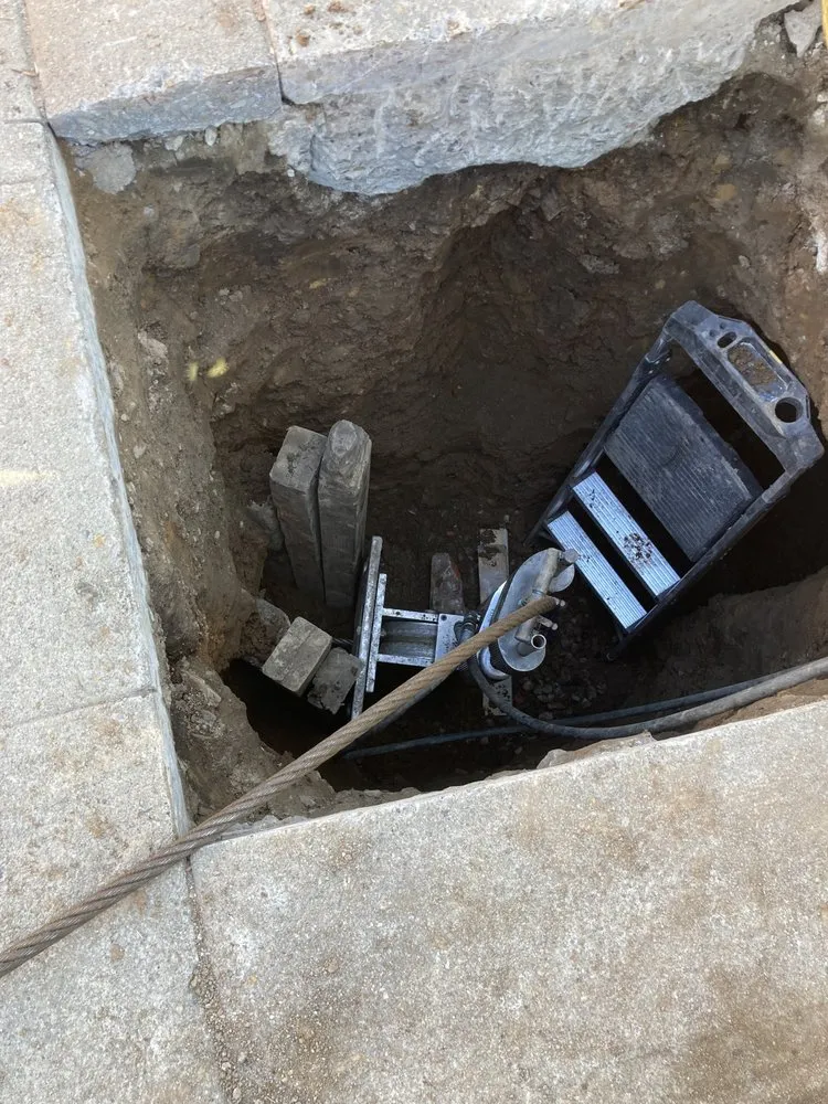 Slide of Gladiator Sewer & Drain Masters