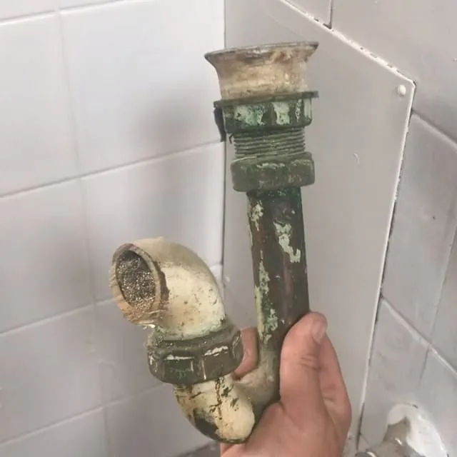 Slide of Glen Ellyn Emergency Plumber