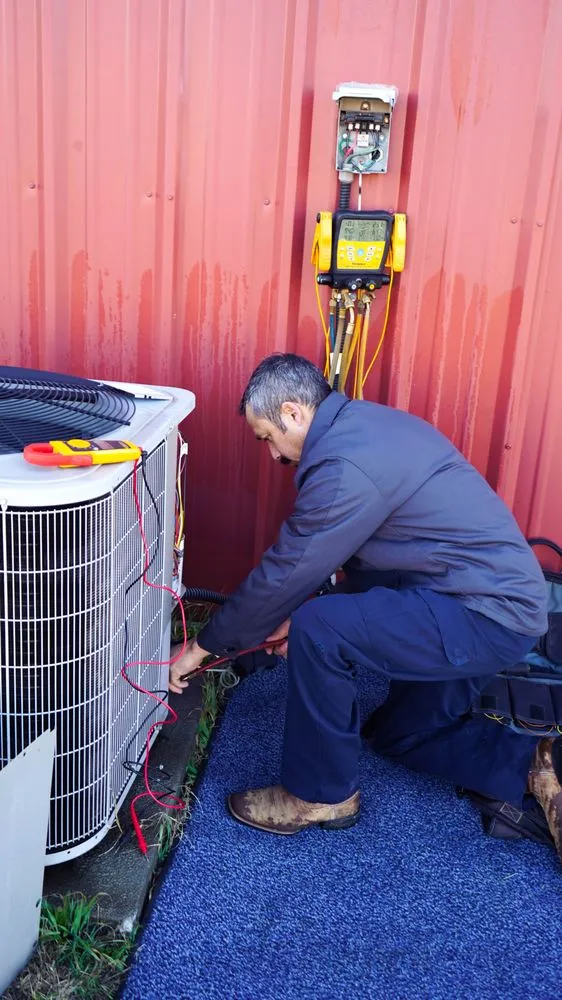 Expert pipe repair service in Fredericksburg, TX - Global Cooling