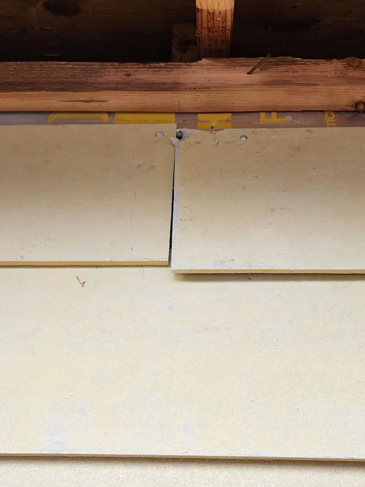 Slide of Gloria Aparicio - Handyman