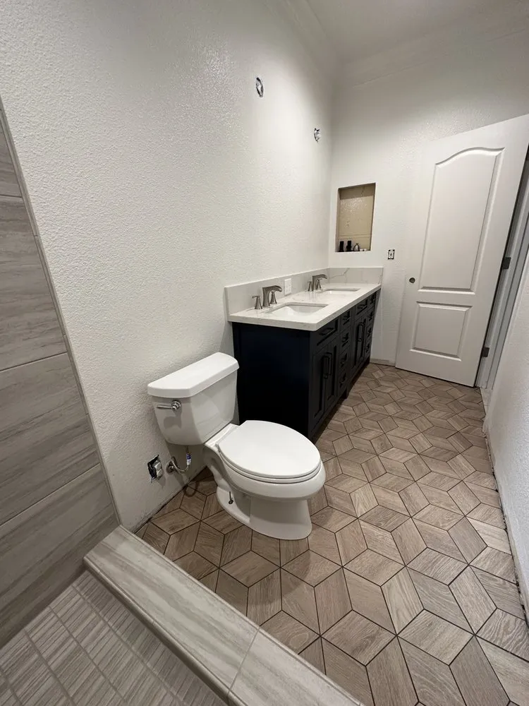 Slide of Glynn's Plumbing