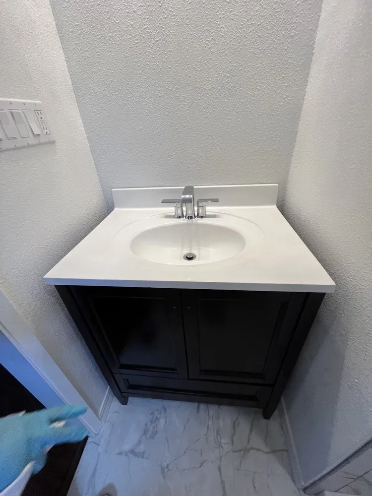 Slide of Glynn's Plumbing