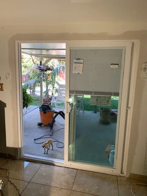 Slide of Gómez Construction