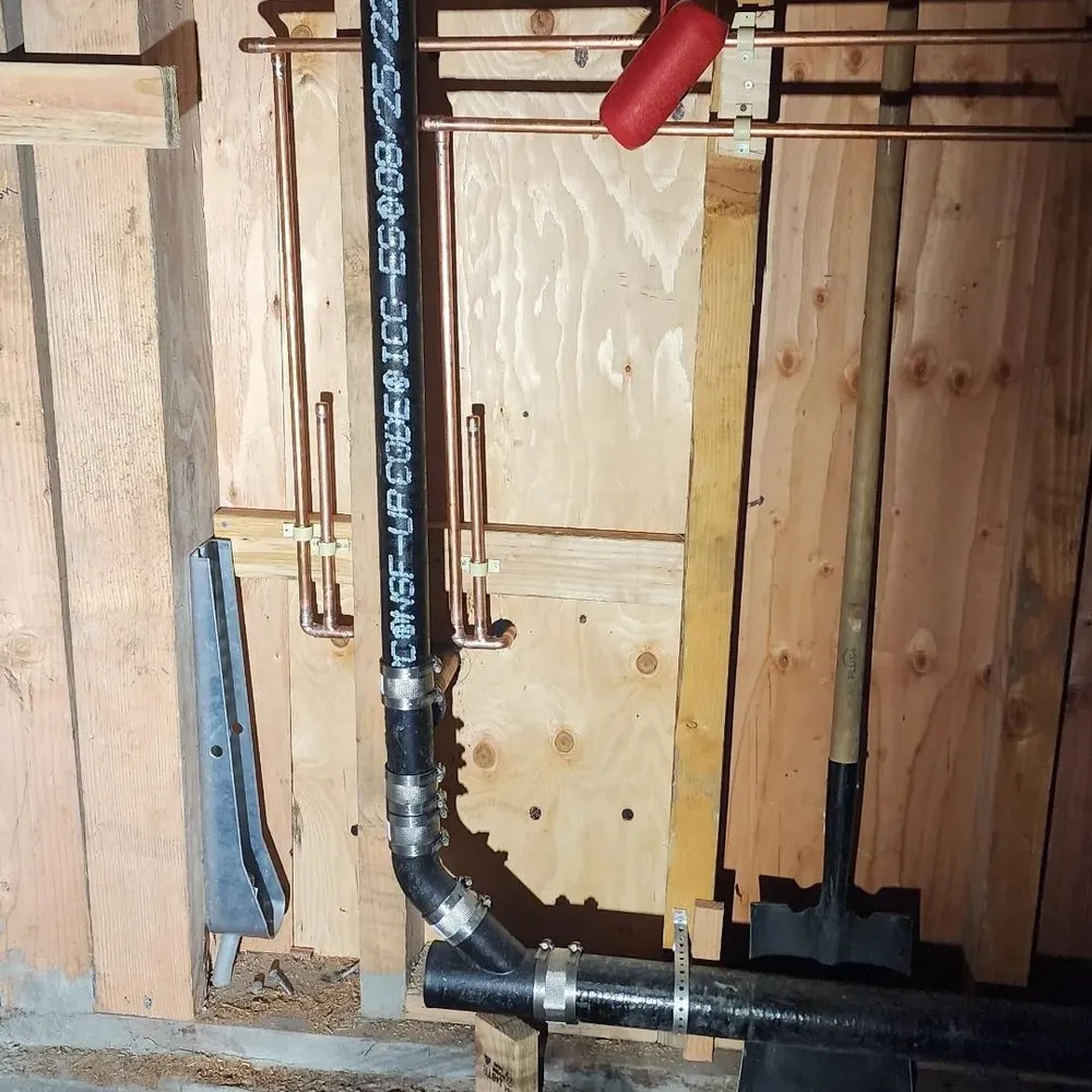Slide of GMZ PLUMBING