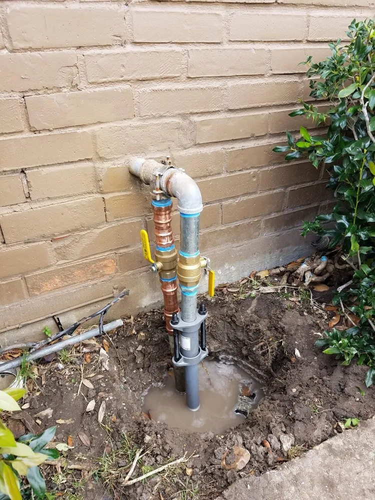 Emergency leak detection for homes in Houston, TX by G.O. Plumbing Services