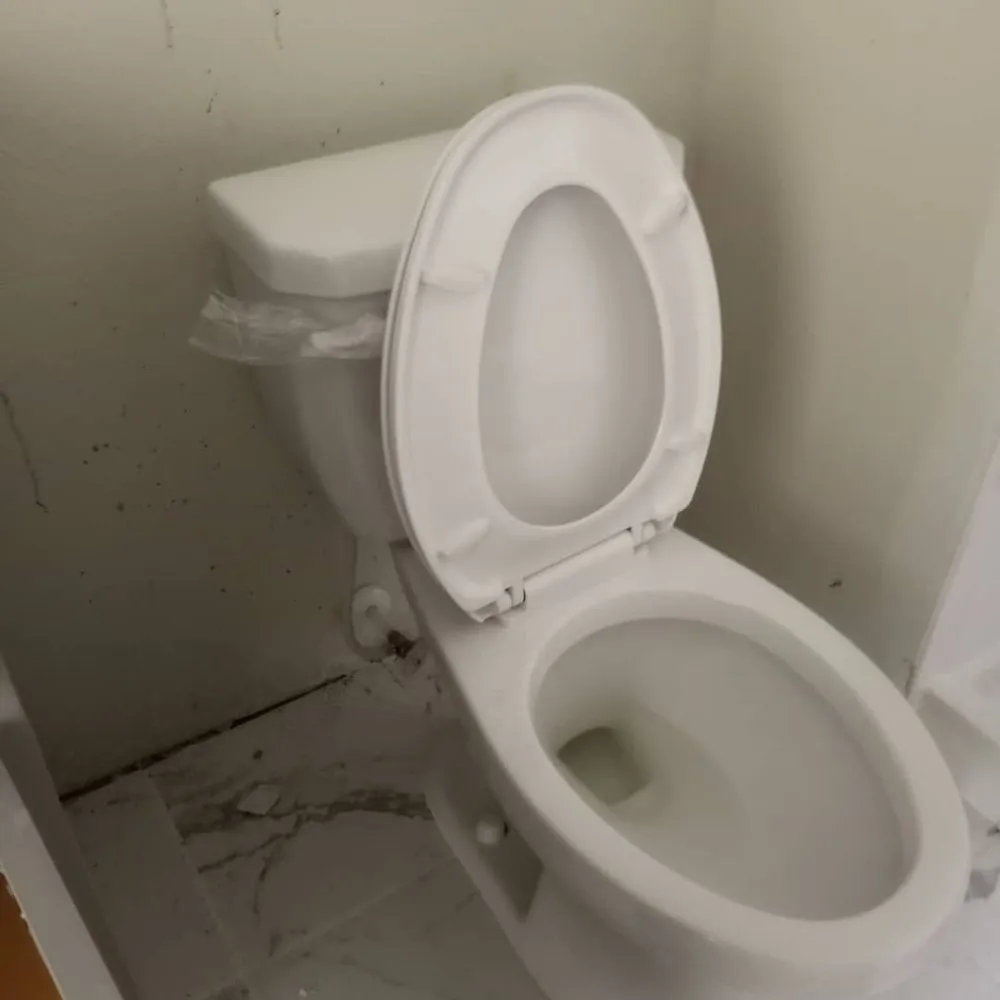 Slide of God With Me Multiservices