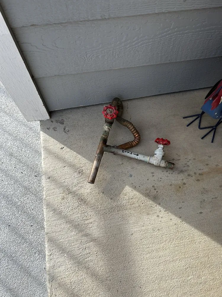 Slide of Gold Leaf Emergency Plumbers Denver