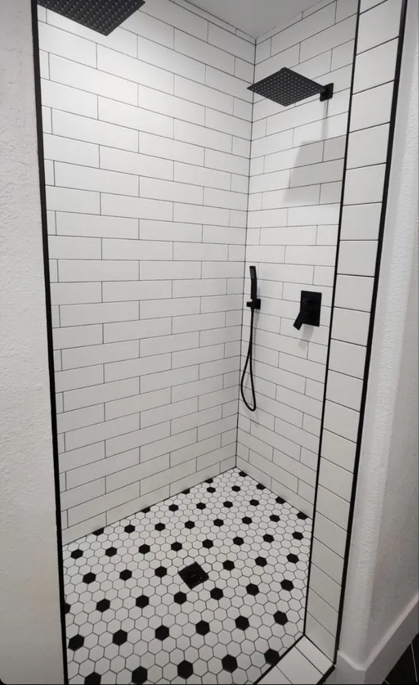 Slide of Golden Valley Construction & Remodel