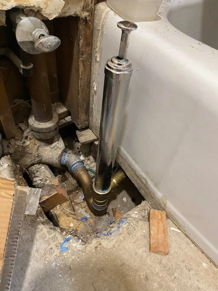 Expert water heater service in New York, NY by Golden Wings Plumbing