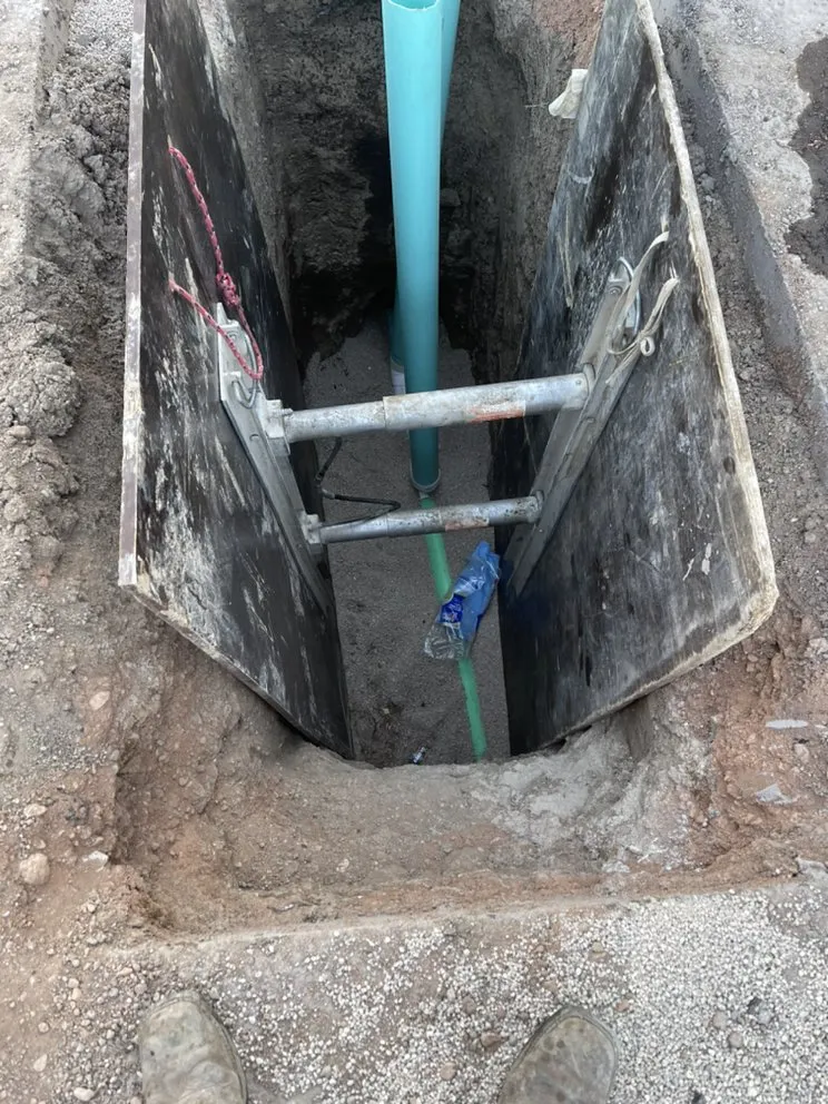 Slide of Goldstar Excavation and Sewer