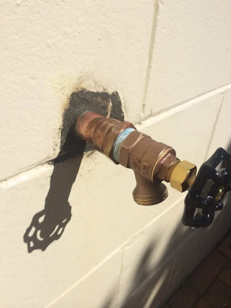 Slide of Gomiela Plumbing Service