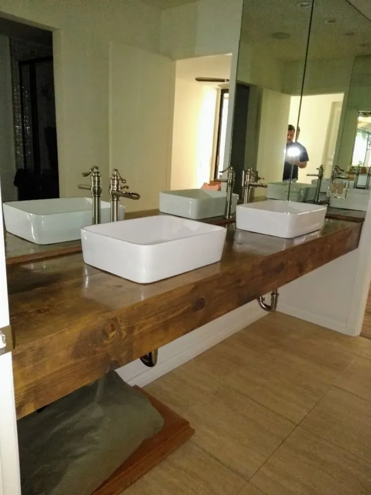 Slide of Gonzalez Handyman