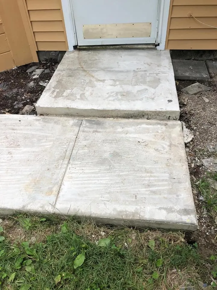 Slide of Goodly House