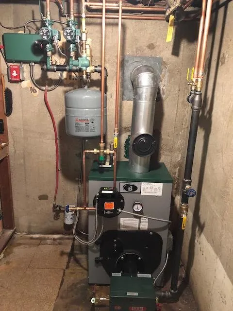 Professional emergency plumbing for homes in East Northport, NY by Gordons Plumbing and Heating