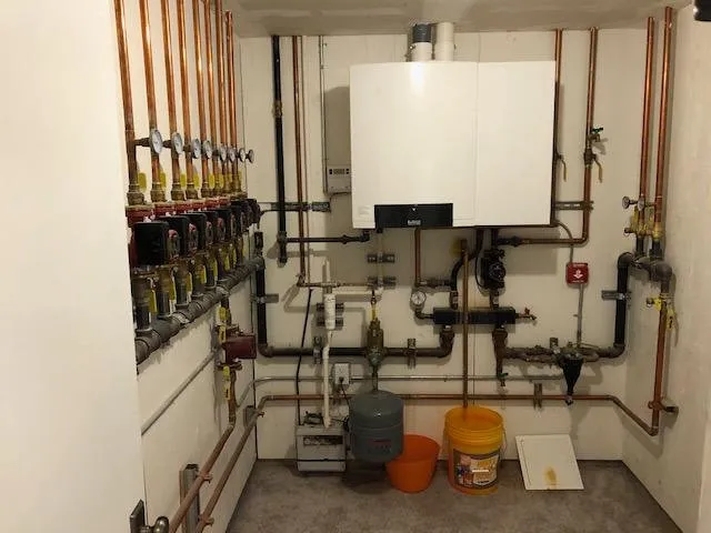 Slide of Gordons Plumbing and Heating