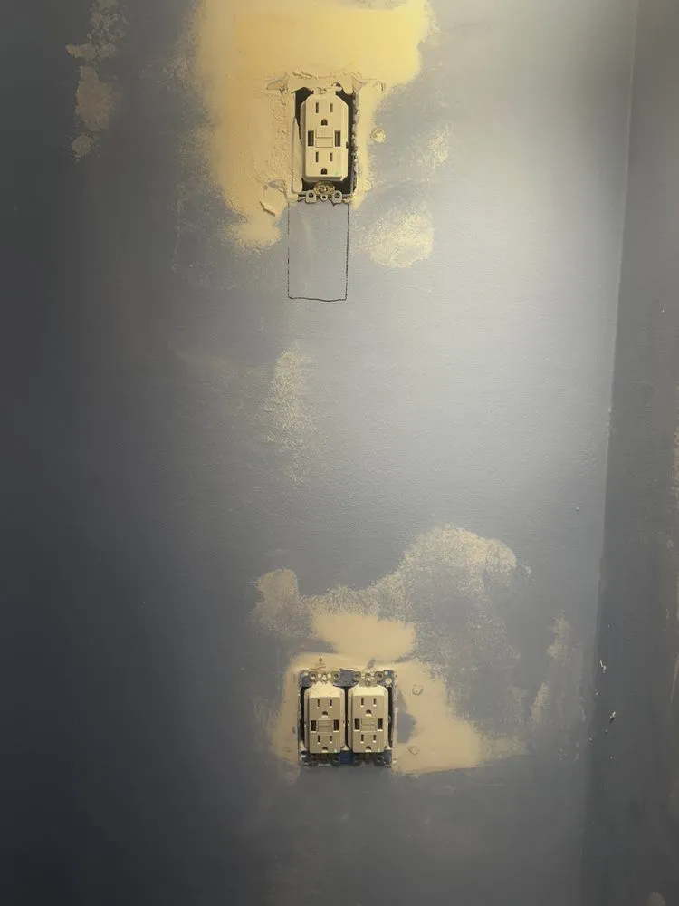 Slide of G&R Home Solutions