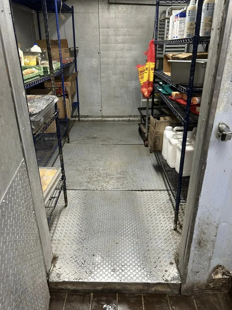 Slide of Grease Girl