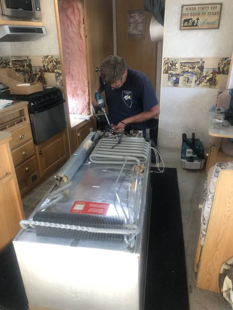 Slide of Great Basin Mobile RV Repair