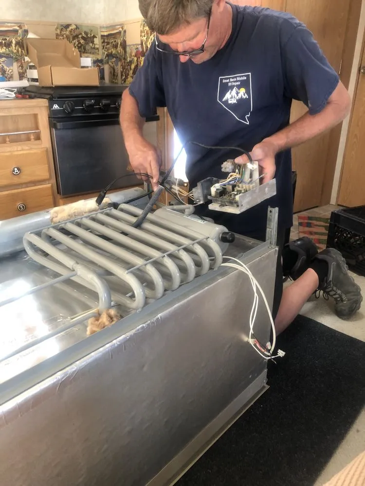 Slide of Great Basin Mobile RV Repair