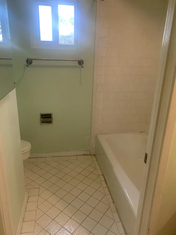 Top-rated water heater service for homes in Costa Mesa, CA by Green Globe Plumbing & Construction