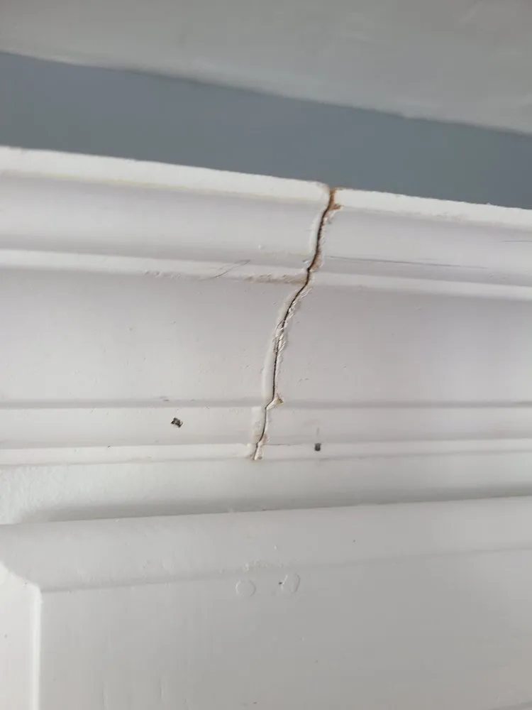 Slide of Green Oak Handyman Services