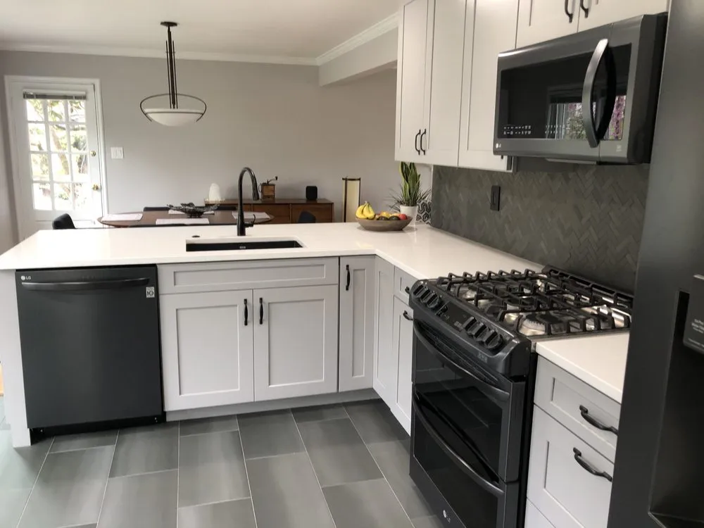 Slide of Greg Norman & Associates, Inc.