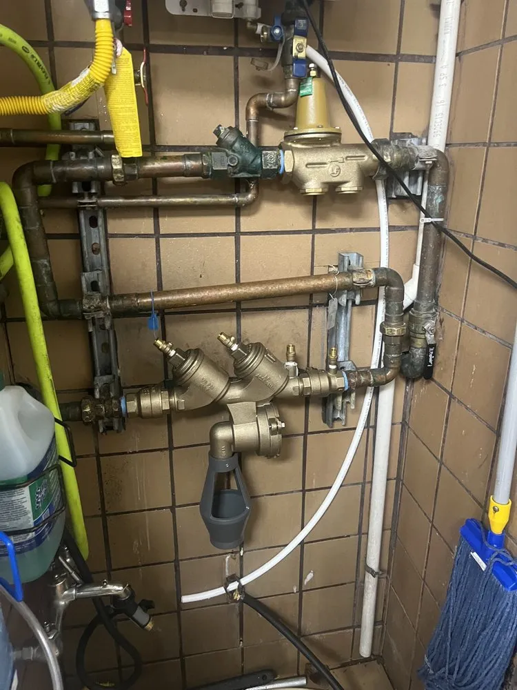 Slide of Grizzly Plumbing