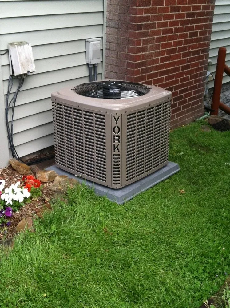 Slide of Grogg's Home Services