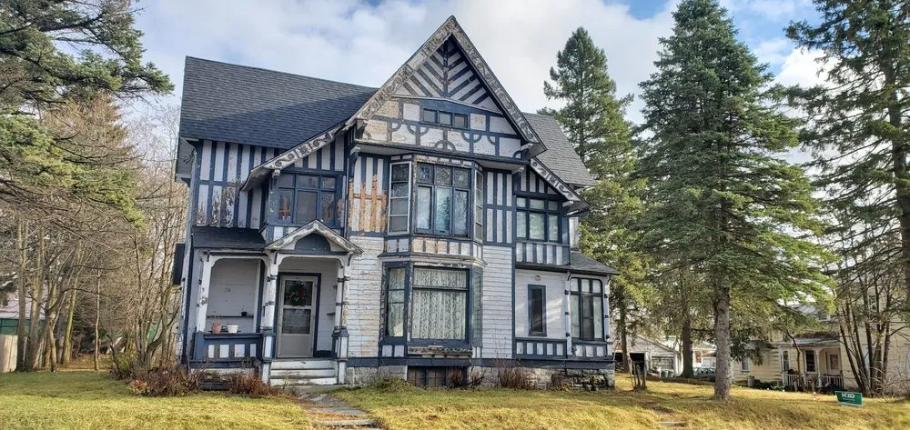 Slide of Ground Up Custom Construction