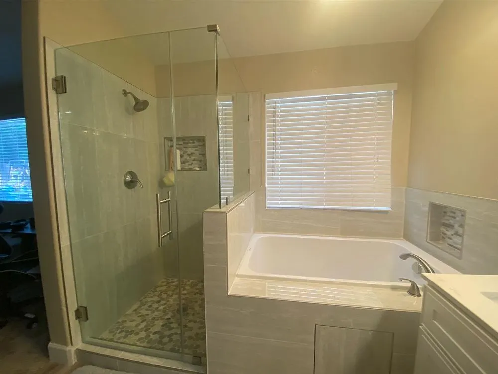 Slide of Grupo J Construction